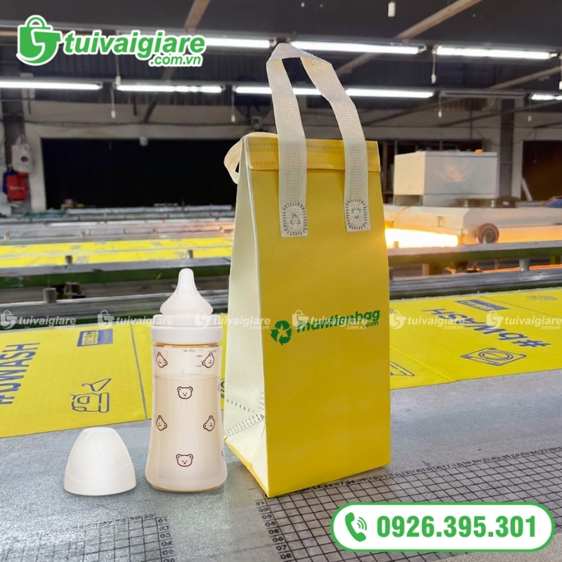 Túi giữ nhiệt Thành Tiến Bag - Quà tặng thiết thực cho doanh nghiệp mẹ và bé