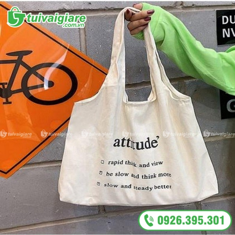 mẫu túi vải đeo 1 bên vintage