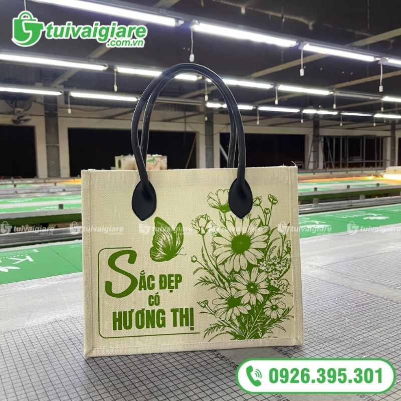 Mẫu túi vải linen mỹ phẩm 2