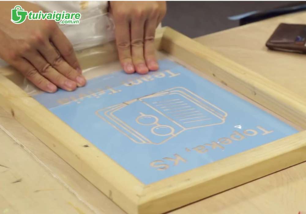 Cách thức khuôn in