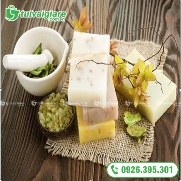 Xà Phòng Thiên Nhiên Làm Từ Các Tinh Dầu Thảo Mộc