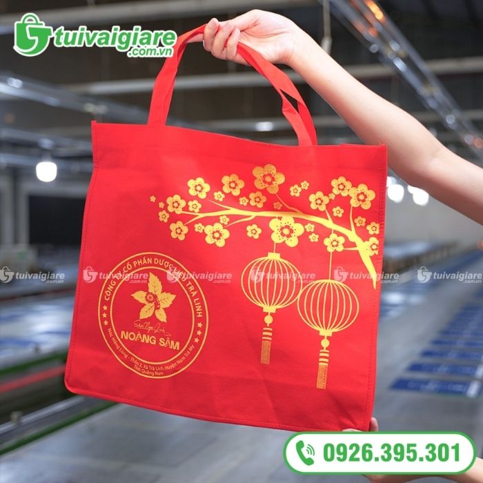 túi vải không dệt in logo đựng quà tết Hoàng Sâm