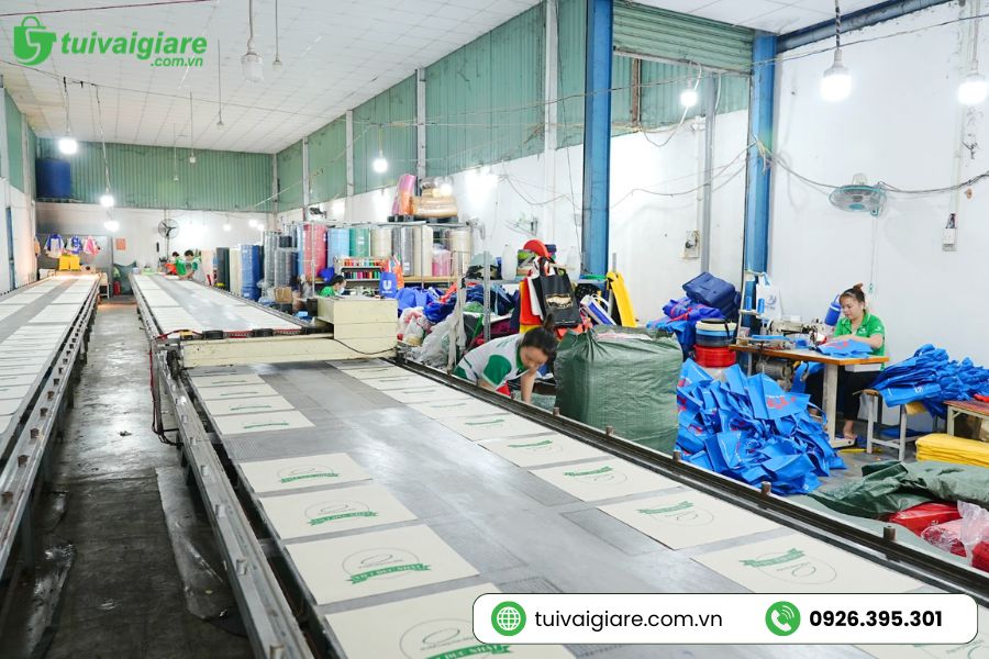 xưởng may túi vải không dệt trắng giá rẻ